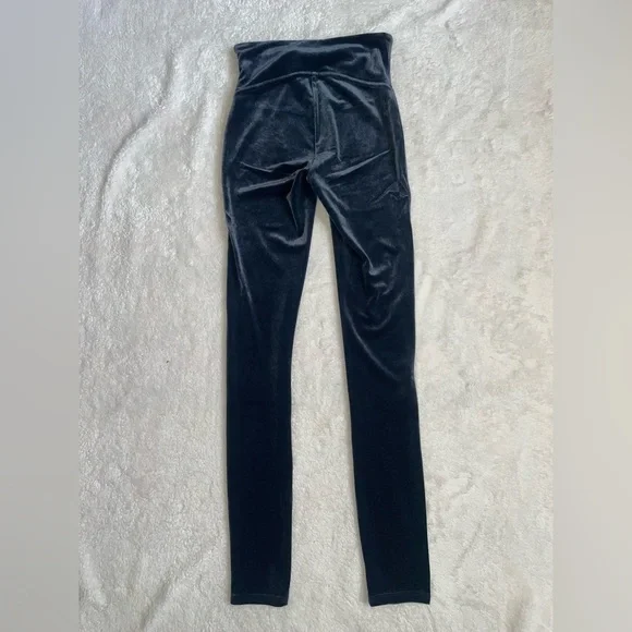 Spanx Nave Blue Velvet Leggings Size Small - Picture 3 of 9